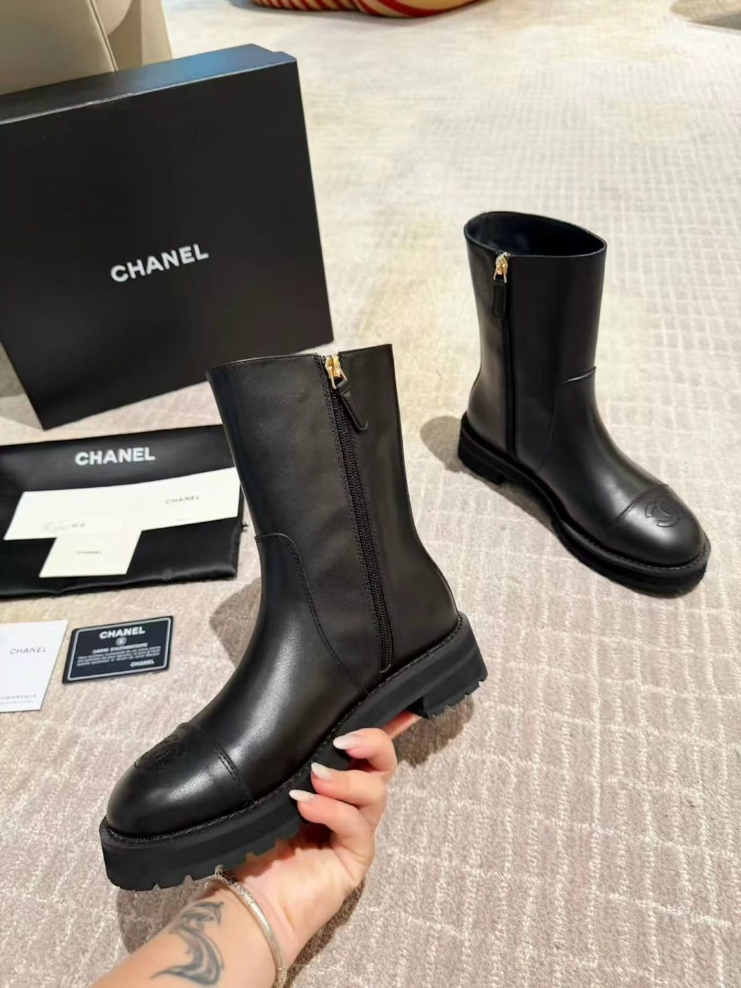 ботинки chanel,сапоги chanel,женские кожаные сапоги chanel premium black,женские кожаные сапоги chanel черные 2026 укороченные,ботинки женские chanel