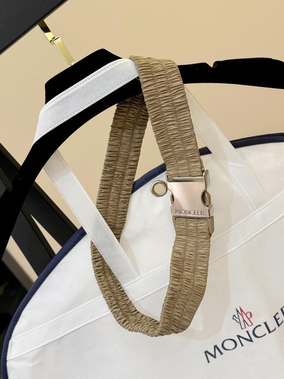 пуховик moncler,женский пуховик moncler,пуховик мужской moncler,пальто пуховое moncler,куртка пуховик moncler