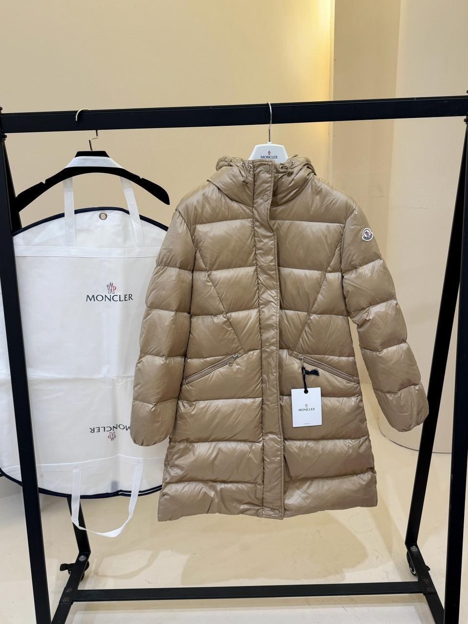 пуховик moncler,женский пуховик moncler,пуховик мужской moncler,пальто пуховое moncler,куртка пуховик moncler