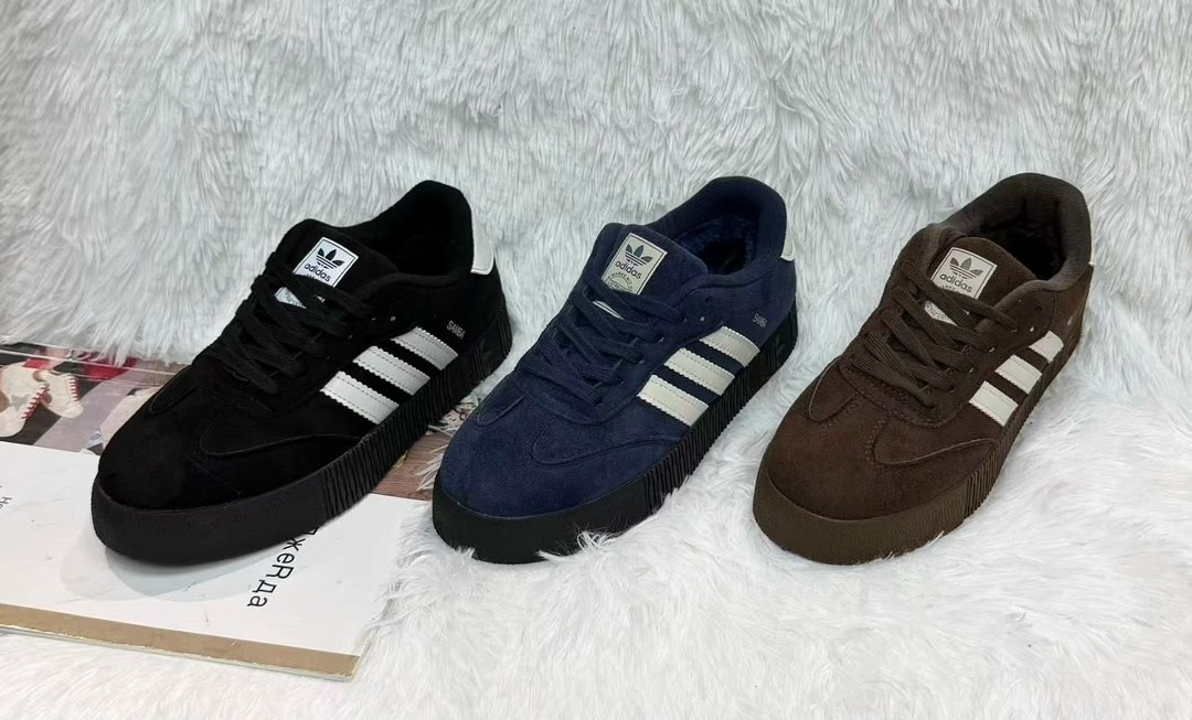 ,кроссовки adidas, женская,спортивная ,кроссы