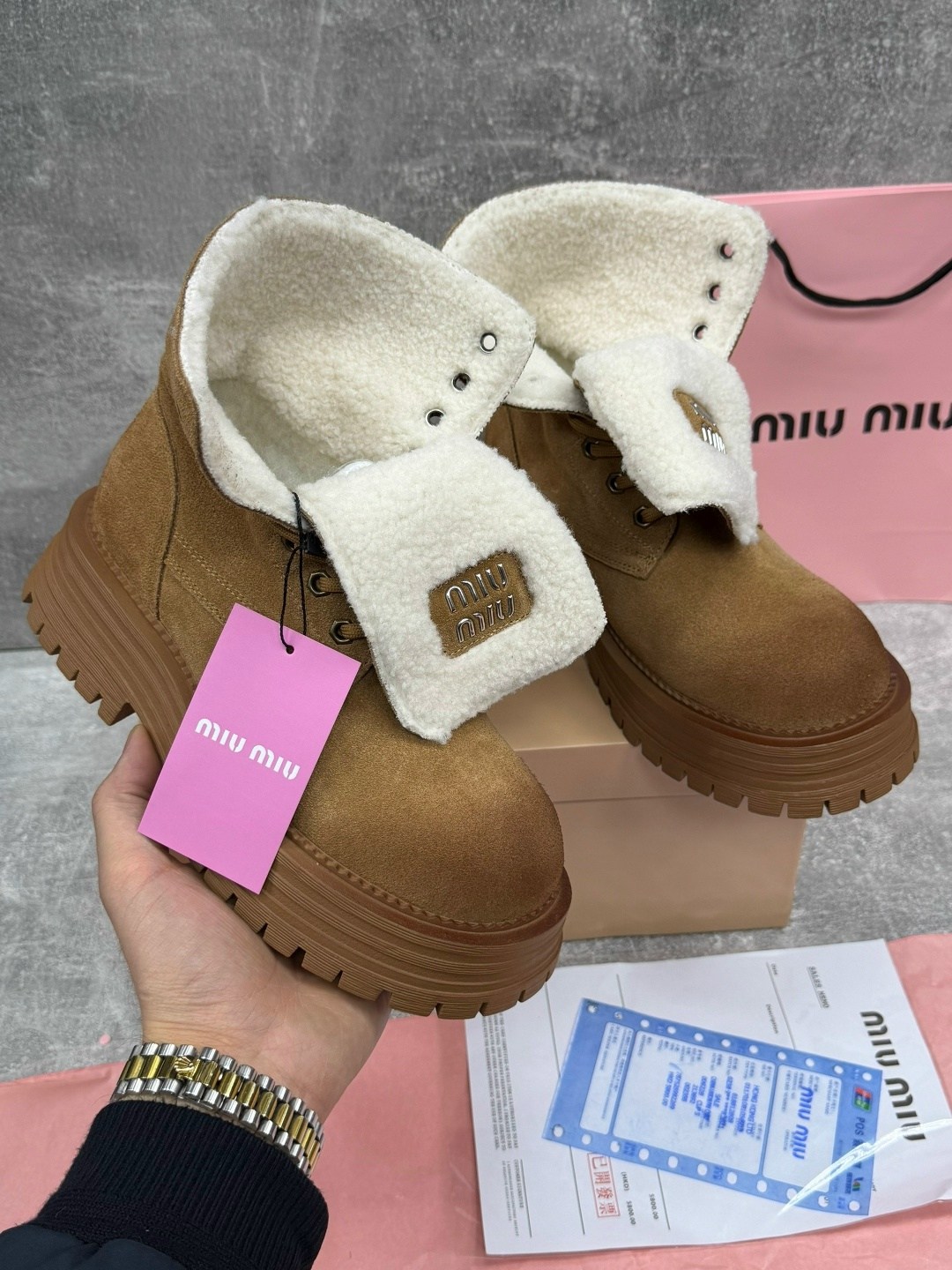 ,ботинки miu miu,ботинки женские зимние miu miu,ботинки женские miu miu,ботинка женские зимние