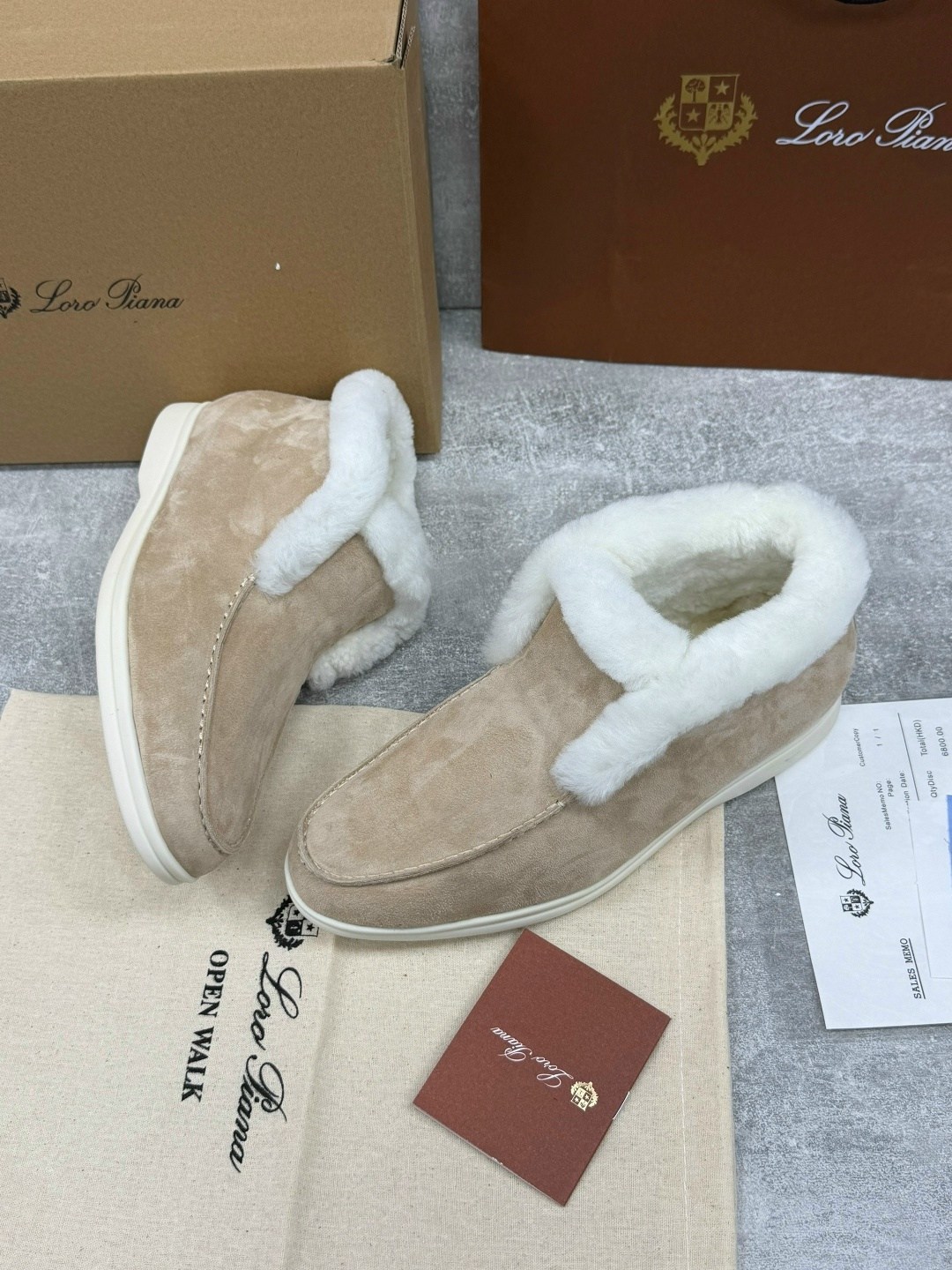 женские лоферы loro piana,зимние замшевые ботинки loro piana open walk бежевые с мехом,ботинки loro piana,лоферы зимние loro piana,лоферы loro piana