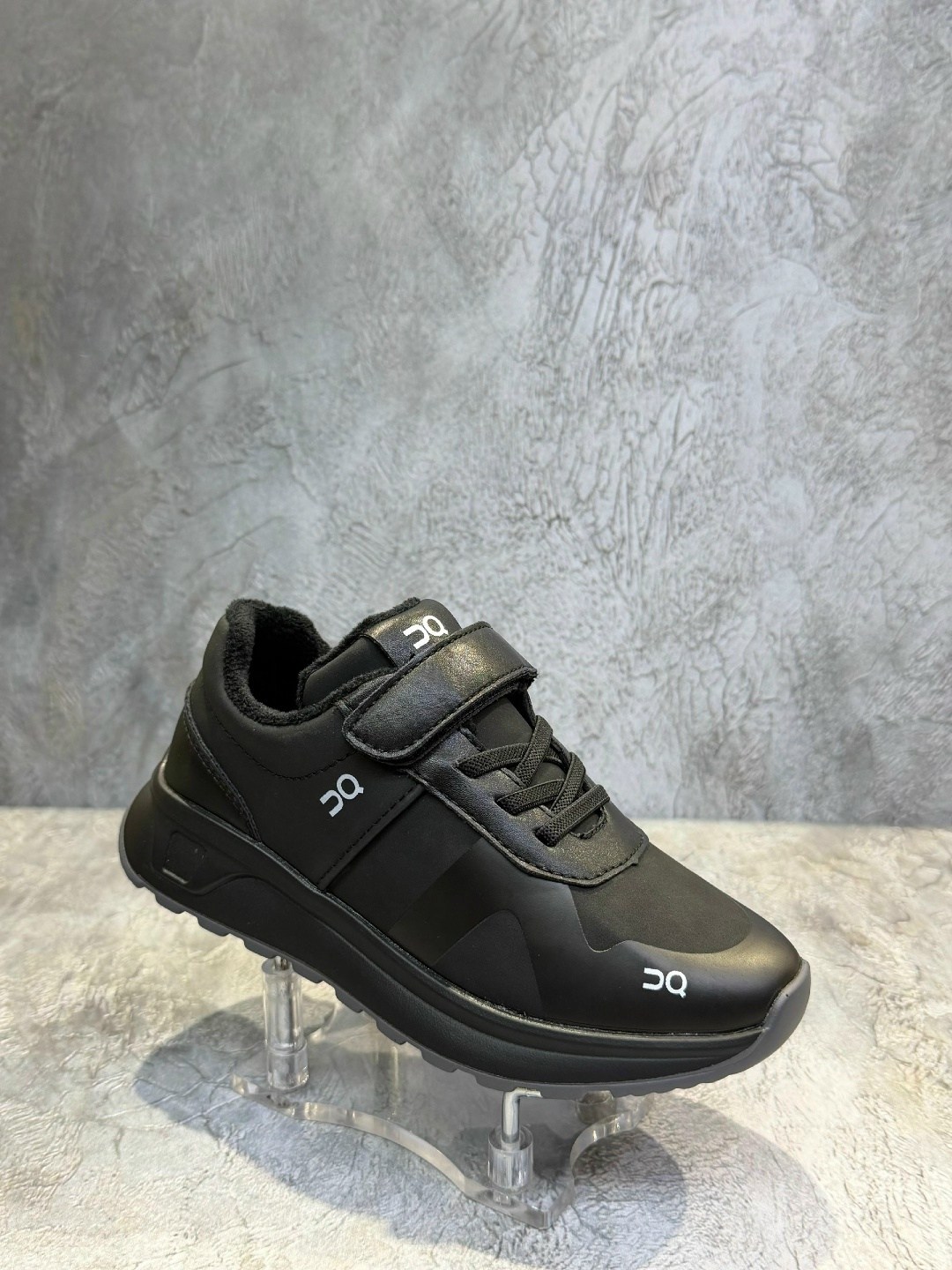 ,кроссовки детская,кроссовки детские,кроссовки мальчику,черные кроссовки