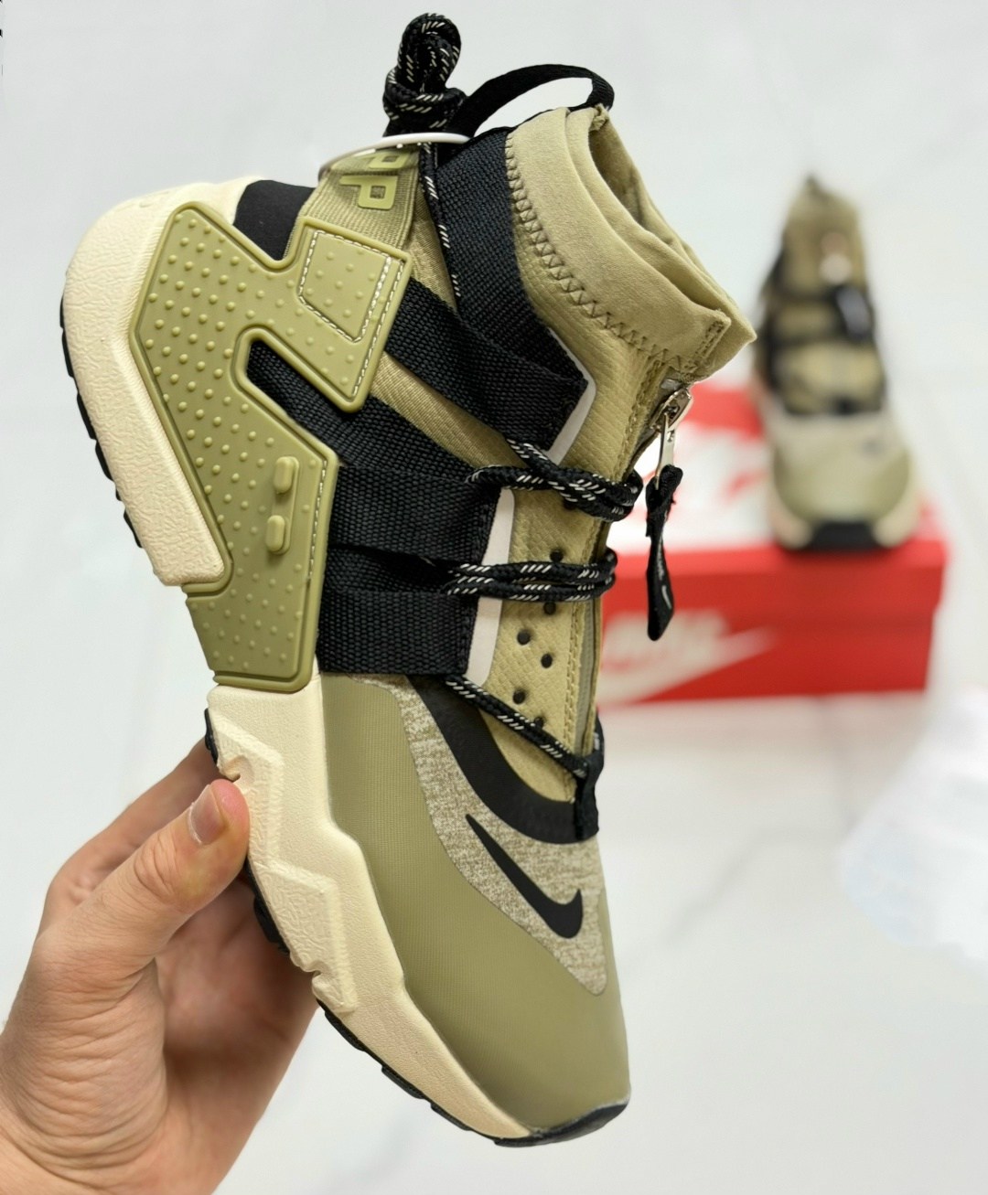 кроссовки nike air huarache gripp,nike air huarache gripp,кроссовки nike air huarache,мужские кроссовки nike air huarache,кроссовки nike air huarache gripp triple