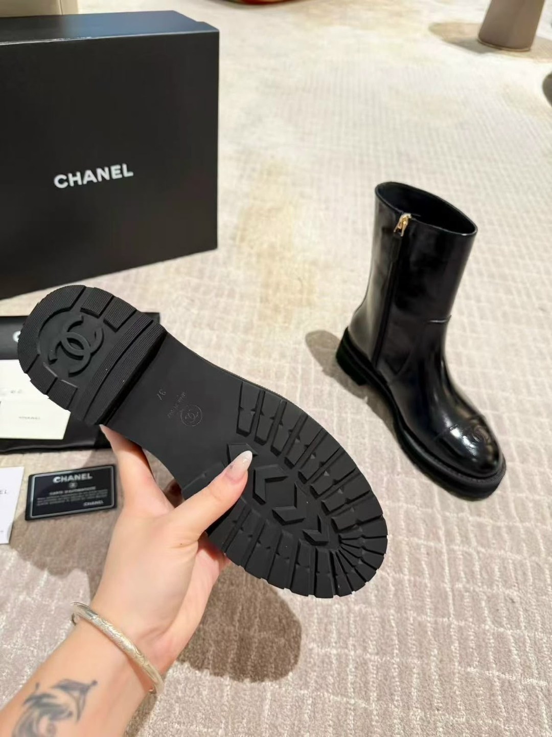 сапоги chanel,короткие сапоги шанель chanel 576714694,ботинки chanel,chanel (шанель) новые женские осенне-зимние сапоги,короткие сапоги шанель chanel цвет черный
