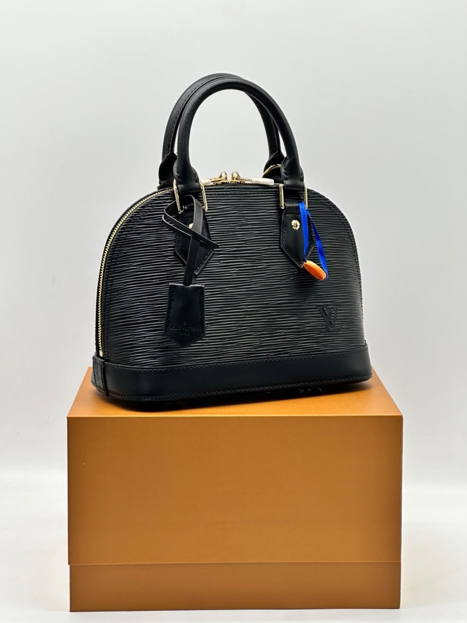 сумки для женщин,сумка,louis vuitton alma bb,женская сумка,сумочка