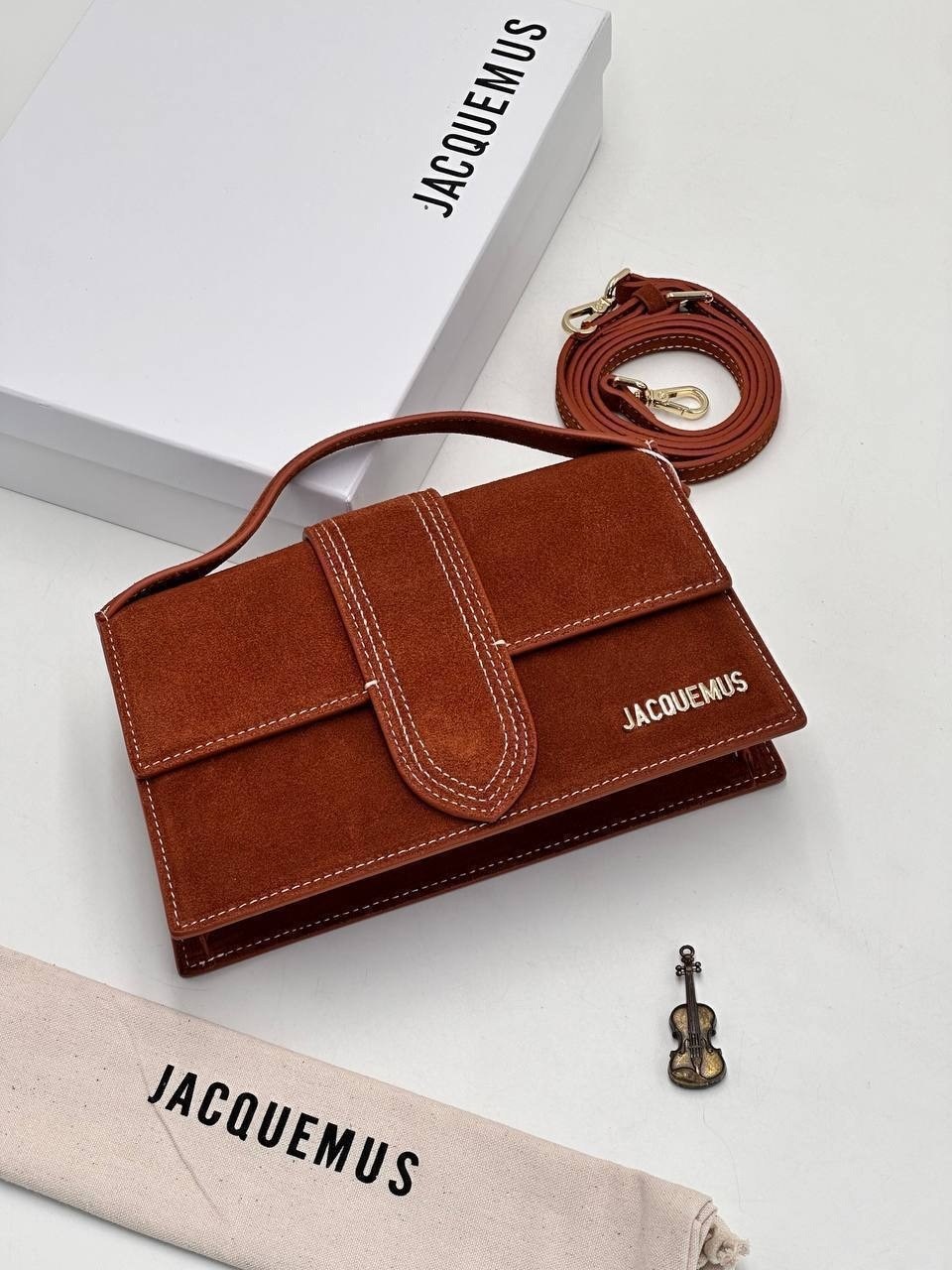 сумка jacquemus из натуральной замши,jacquemus сумка,сумка jacquemus коричневый,сумка женская замшевая jacquemus 24x13,сумки женская сумка через плечо