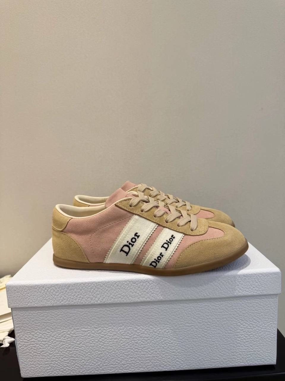 ,dior кроссовки,кроссовки женскиe,dior женские,dior кеды