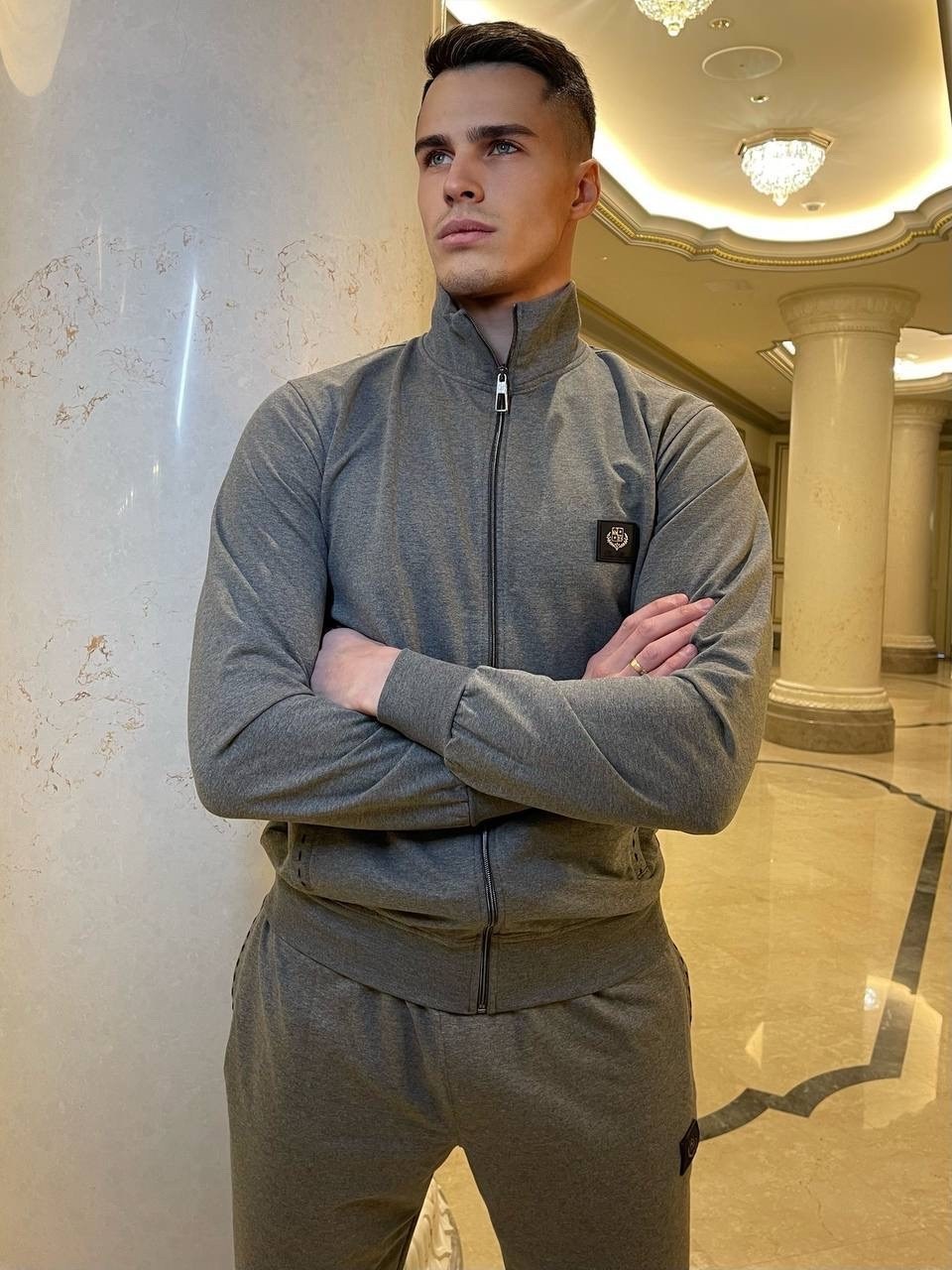 спортивный костюм stone island,серый спортивный костюм,спортивные костюмы,мужской спортивный костюм,спортивный костюм стон айленд