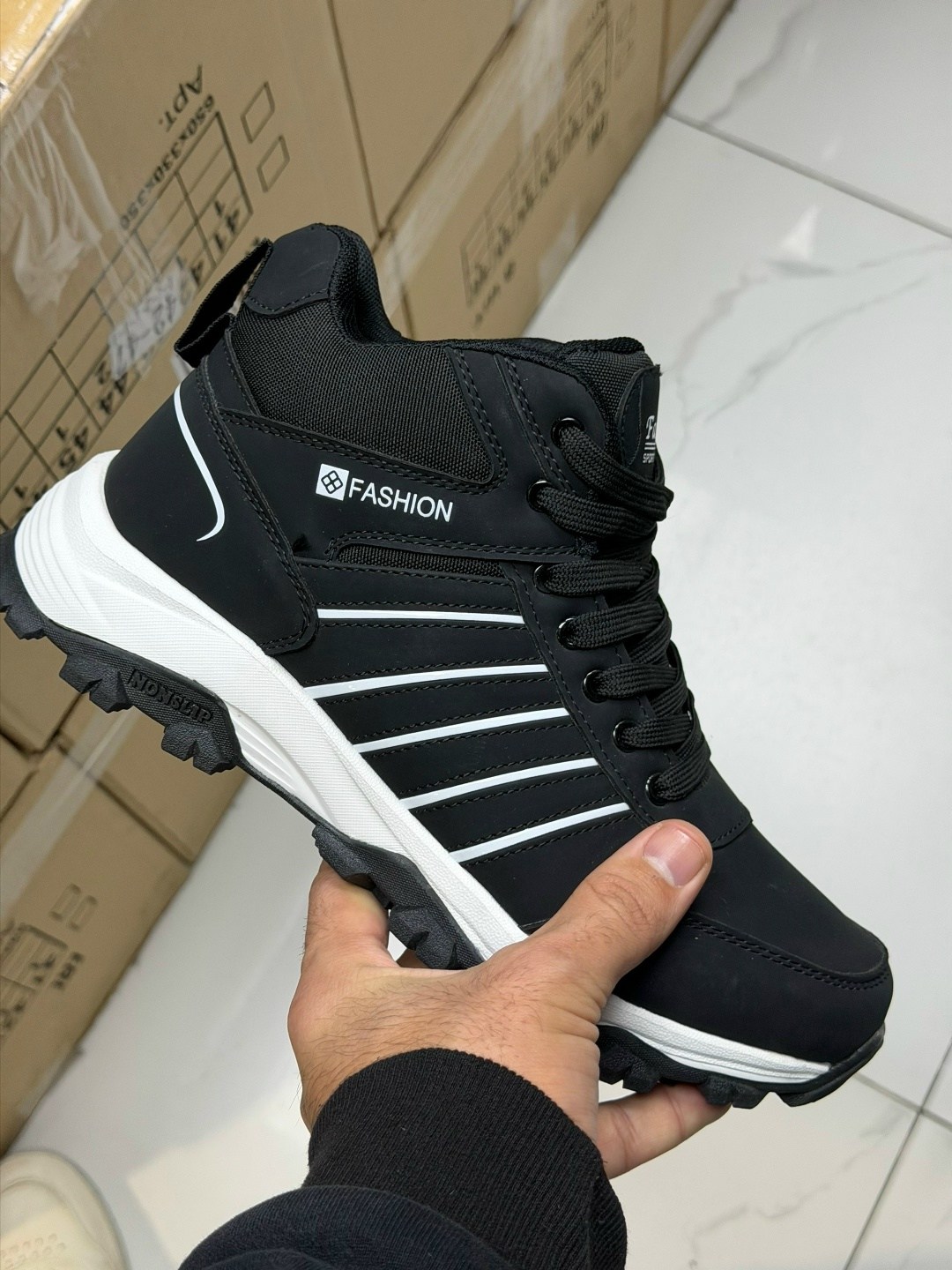 зимние кроссовки adidas,кроссовки мужские зимние,зимние кроссовки,кроссовки зимние bona,зимняя