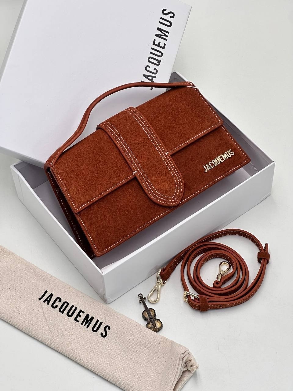 сумка jacquemus из натуральной замши,jacquemus сумка,сумка jacquemus коричневый,сумка женская замшевая jacquemus 24x13,сумки женская сумка через плечо