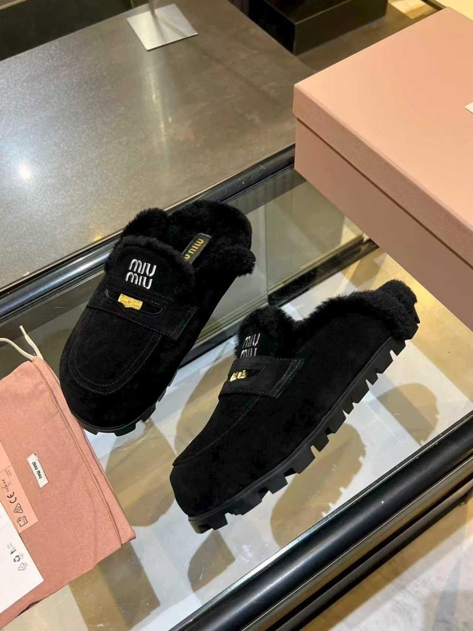 ,макасины miu miu зимние на меху,мюли с мехом,мюли с мехом женские,меховые мюли