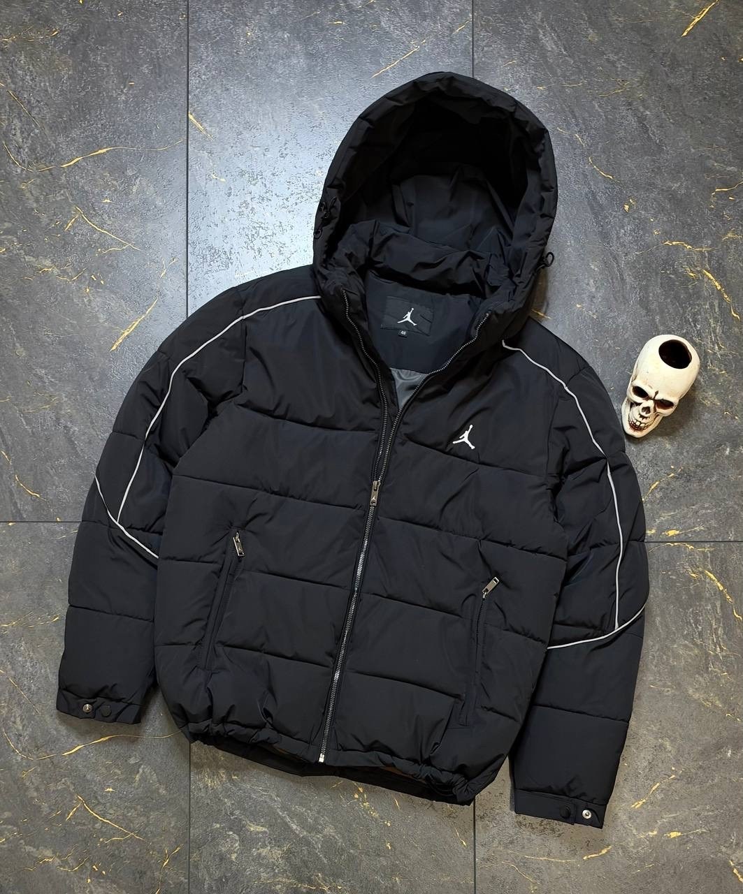 куртка jordan,куртка essentials пуховик air jordan черный,куртка пуховик nike jordan,куртка,пуховик jordan x supreme