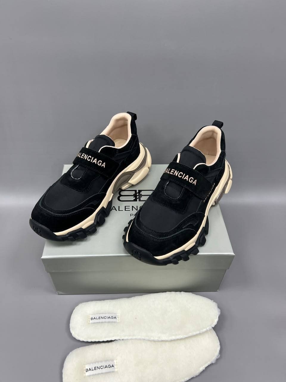 ,кроссовки женские balenciaga,кроссовки balenciaga,женские кроссовки,balmain кроссовки