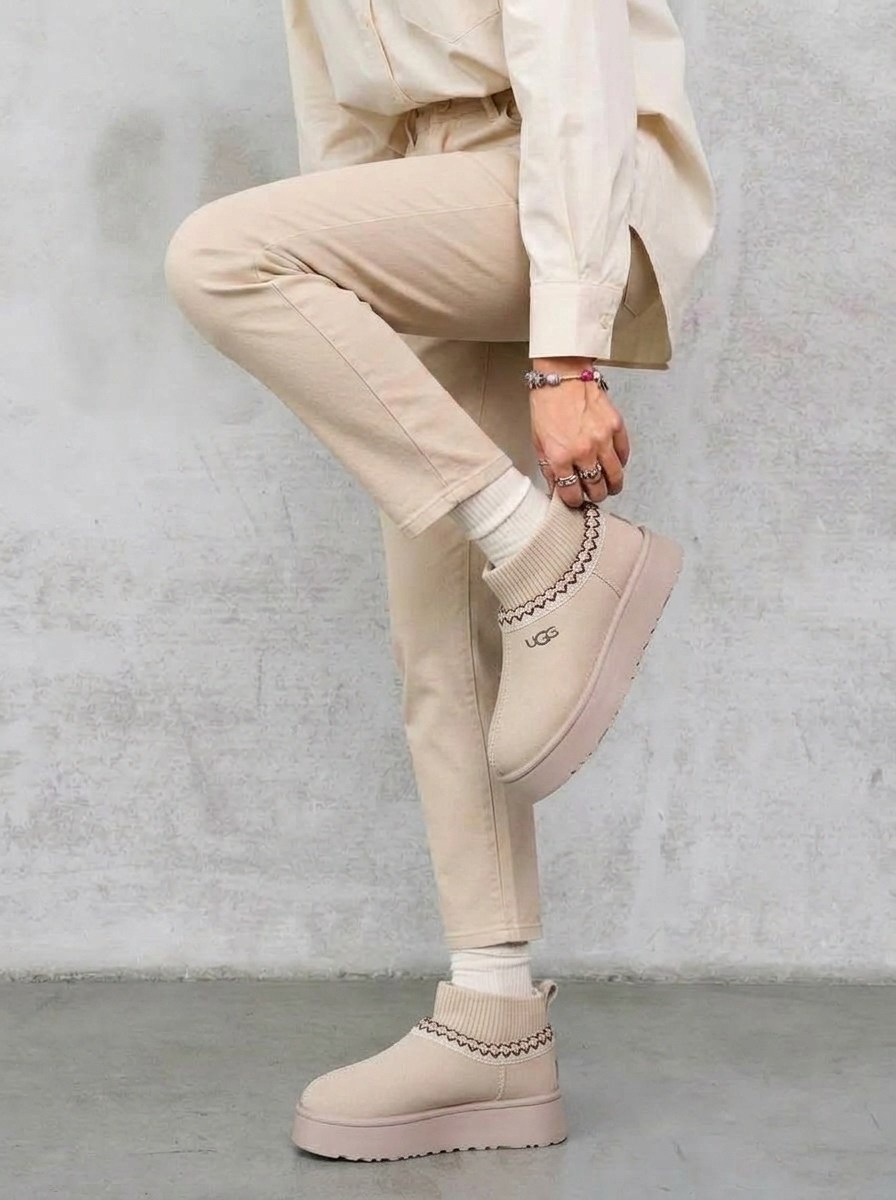угги зимние женские короткие на платформе с носочком besmoda,угги ugg женские,женские угги,ugg женские,угги ugg