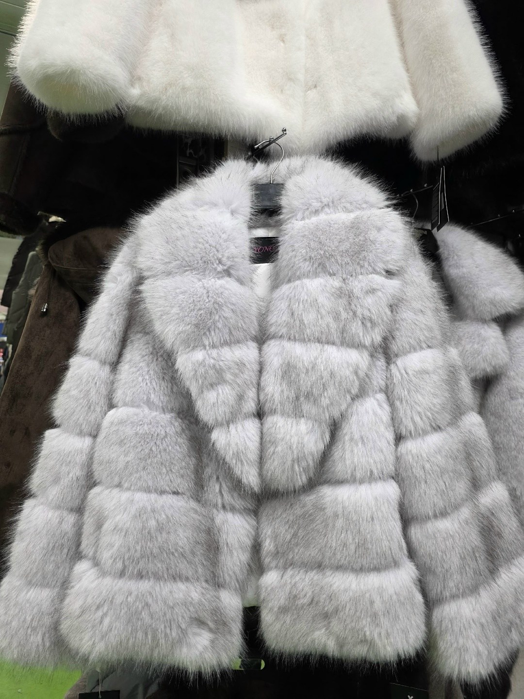 шуба из песца,шуба песец,короткая шуба из песца,шубка из песца,шуба песцовая