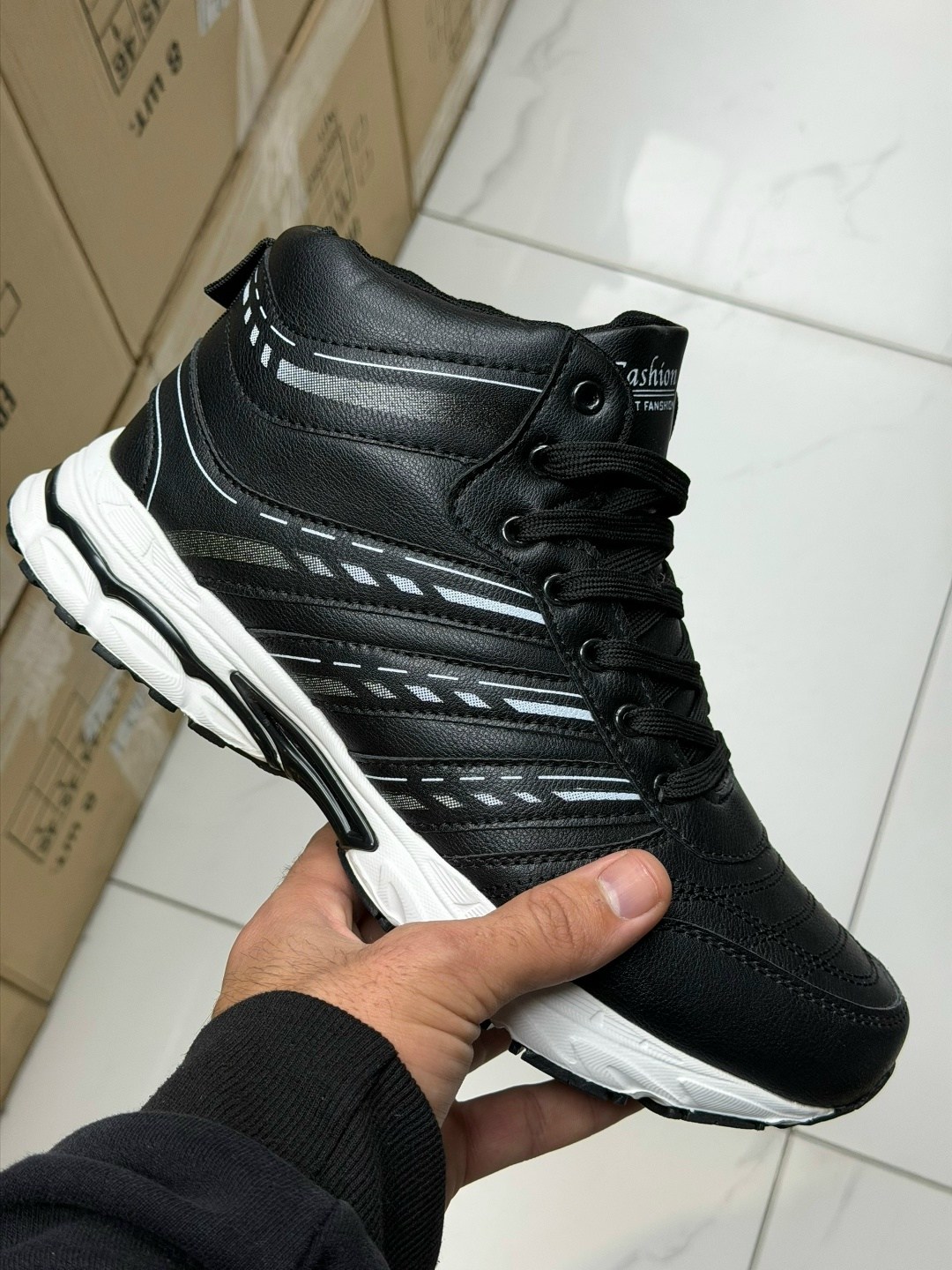 зимние кроссовки adidas,кроссовки мужские зимние,зимние кроссовки,кроссовки зимние bona,зимняя