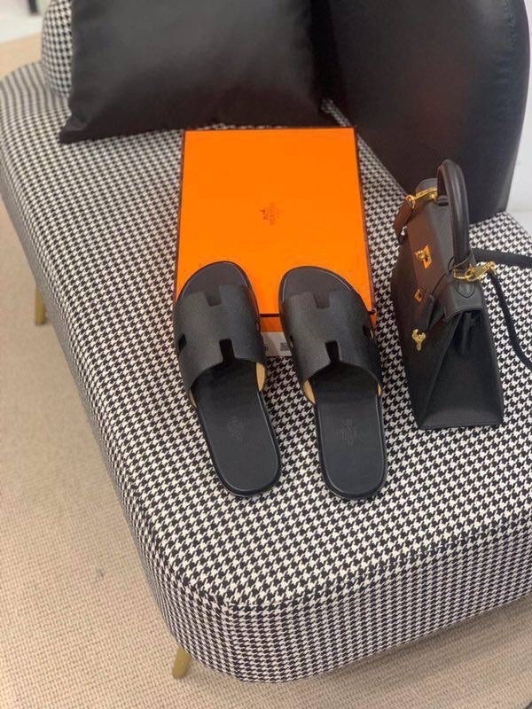 шлепанцы hermes,мужские шлепанцы,,мужские шлепки hermes,шлепки мужские