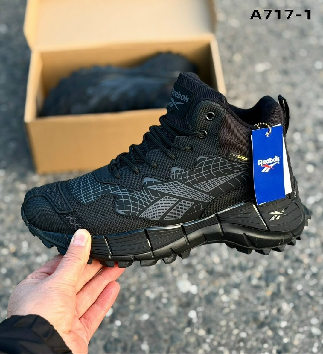 кроссовки зимние reebok zig kinetica,зимние мужские кроссовки reebok,кроссовки зимние reebok,кроссовки reebok мужские,кроссовки reebok