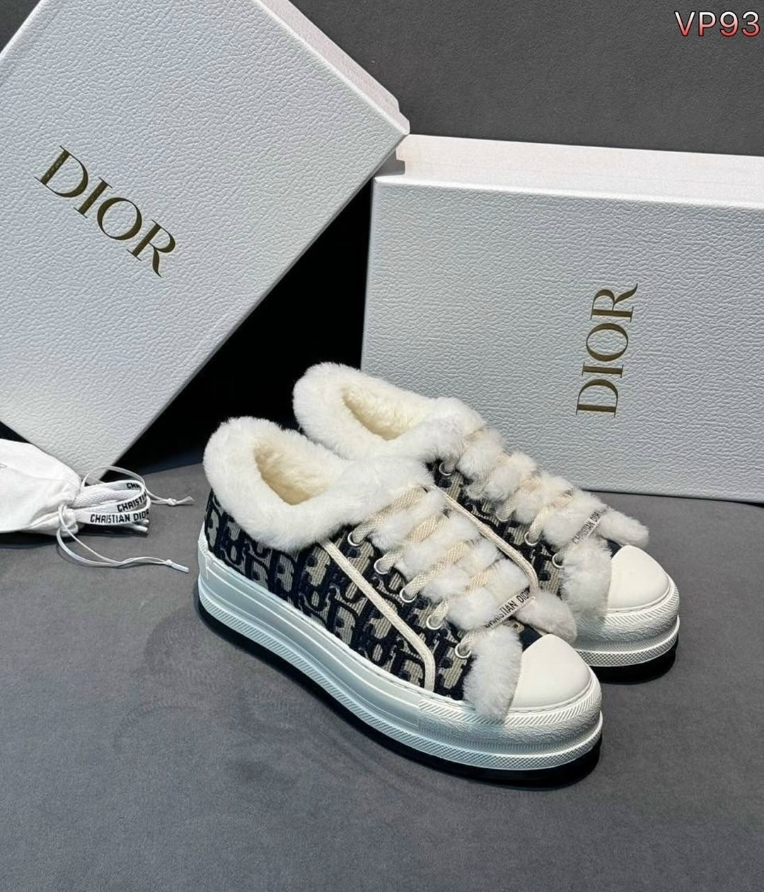 женские зимние кеды с мехом christian dior walk'n' серые,кеды диор,кеды walk n dior platform зимние на меху,кеды dior женские,кеды christian dior