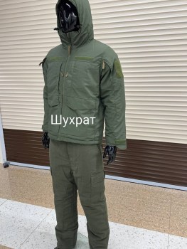 Костюм