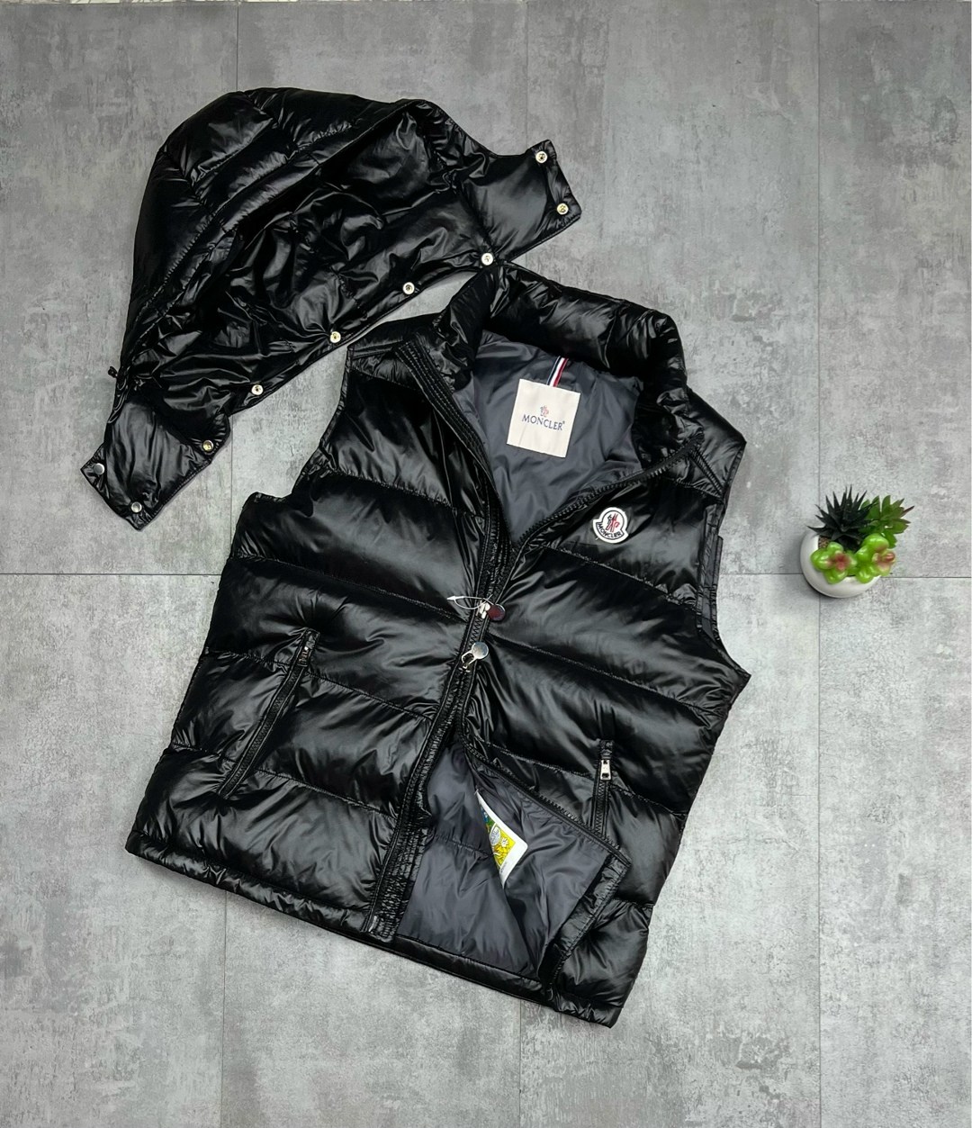 жилетка moncler,жилетка монклер,жилет moncler,жилет,мужской жилет