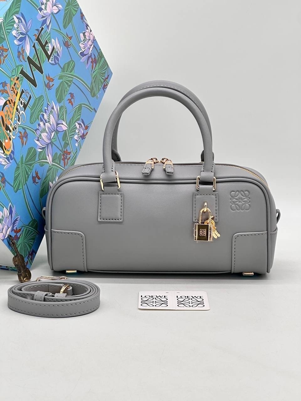 сумка loewe,женская брендовая сумка,сумка,сумки женские брендовые,сумка женская loewe кожаная с ручками