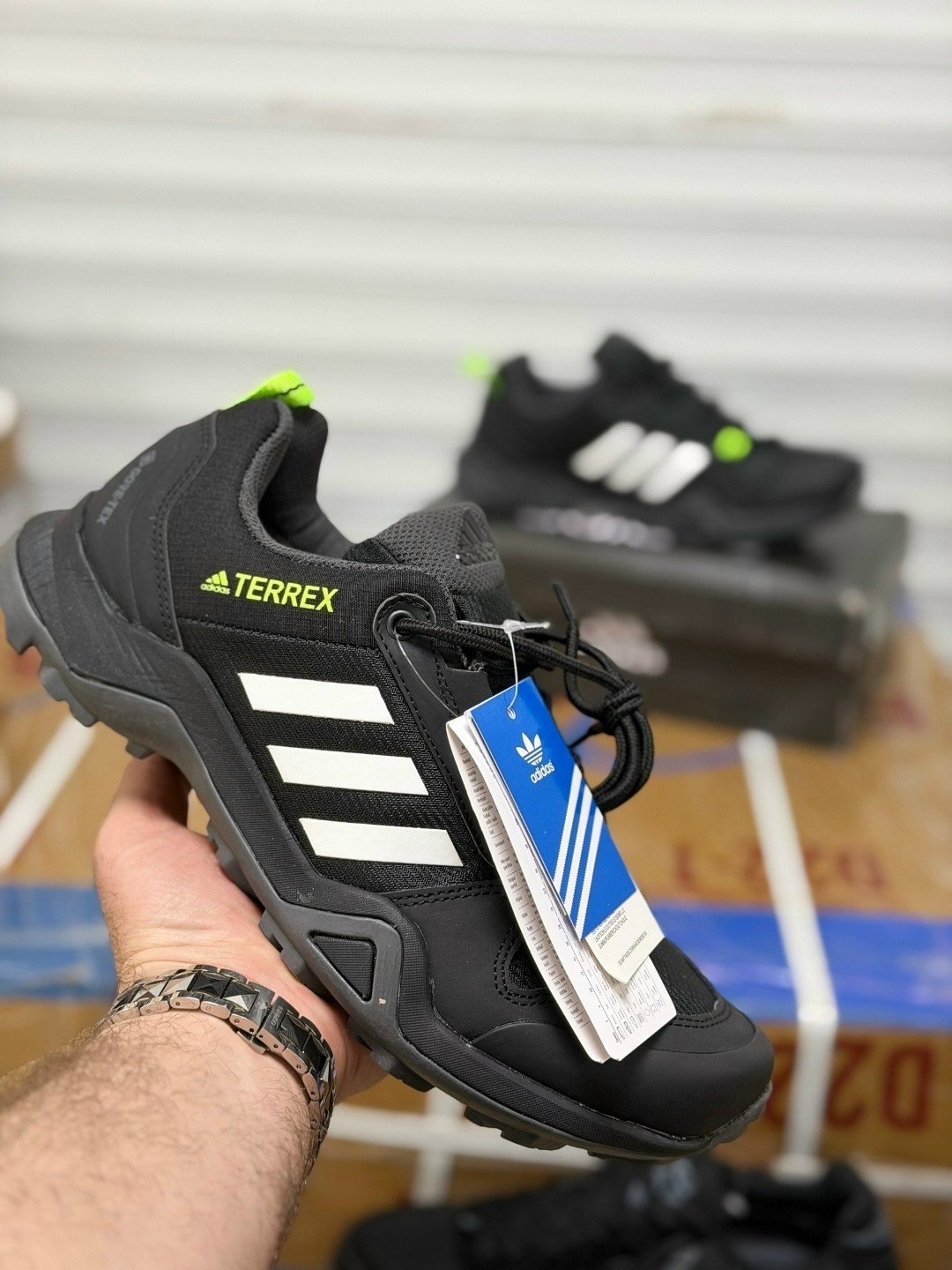 кроссовки adidas terrex,кроссовки мужские adidas terrex,adidas кроссовки для хайкинга terrex ax3 черный,кроссовки adidas,кроссовки adidas мужские