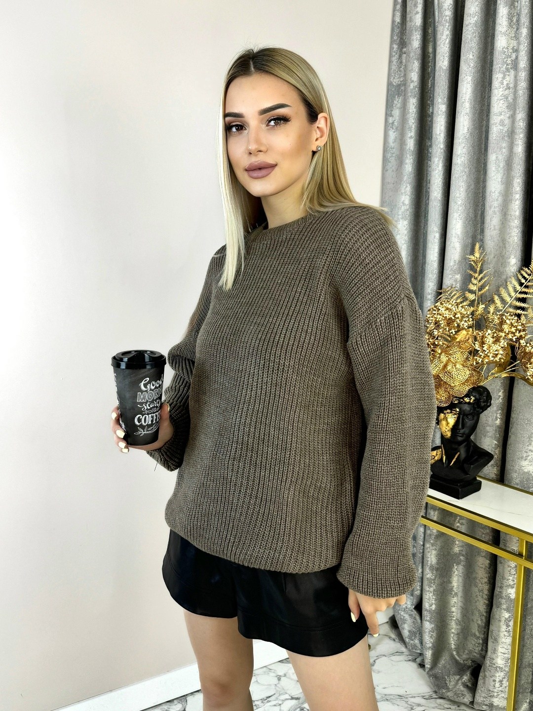 свитер оверсайз длинный вязаный kk fashion,свитер оверсайз однотонный,свитер вязаный оверсайз удлиненный джемпер clothing planet,свитер кофта джемпер,свитер оверcайз