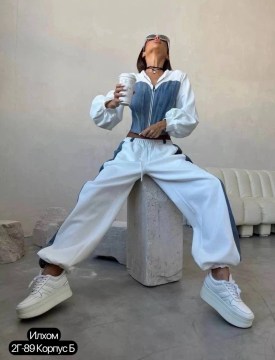 Костюм