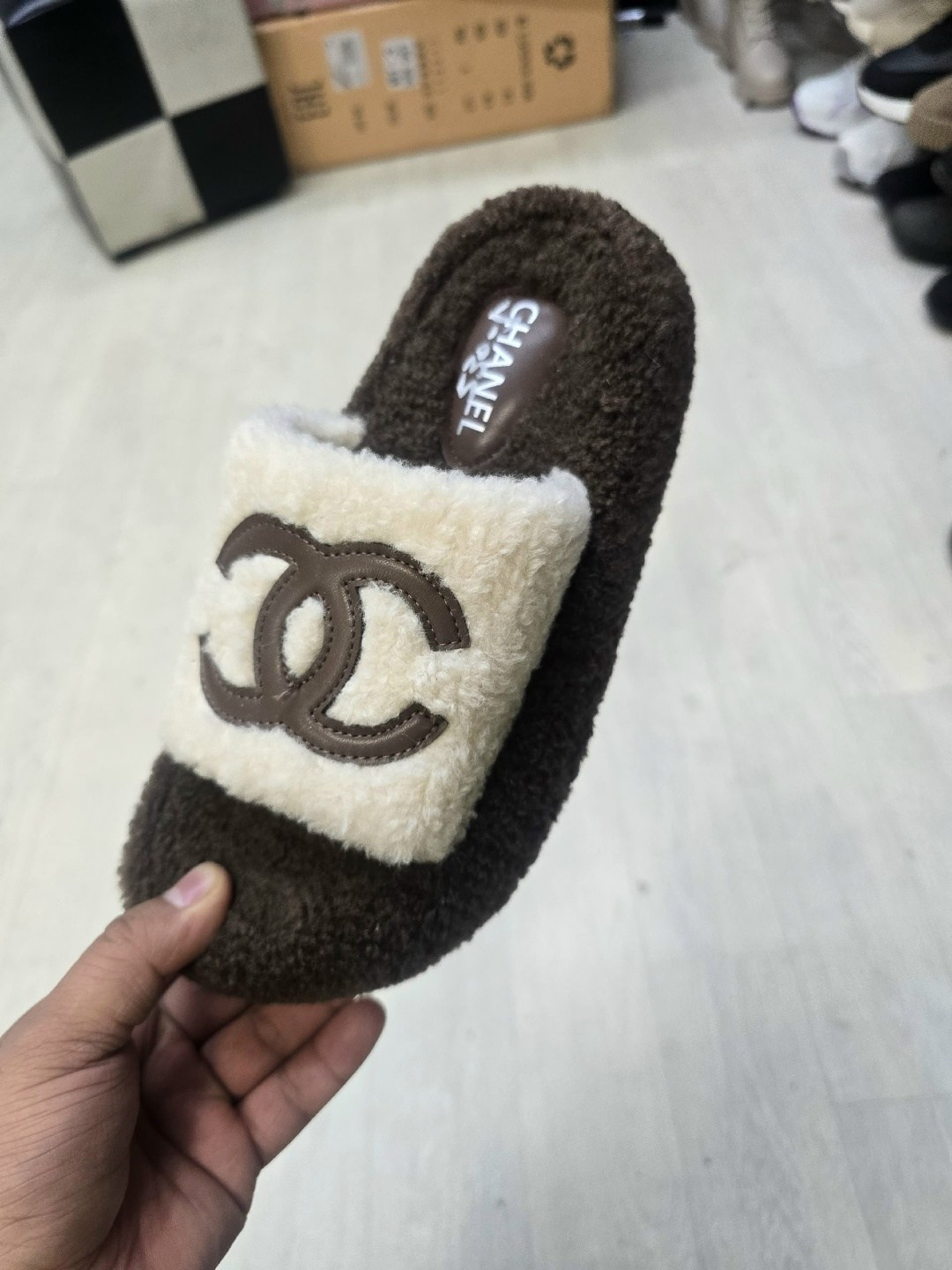 ,тапочки chanel,тапочки женские chanel,женские тапочки,домашние тапочки