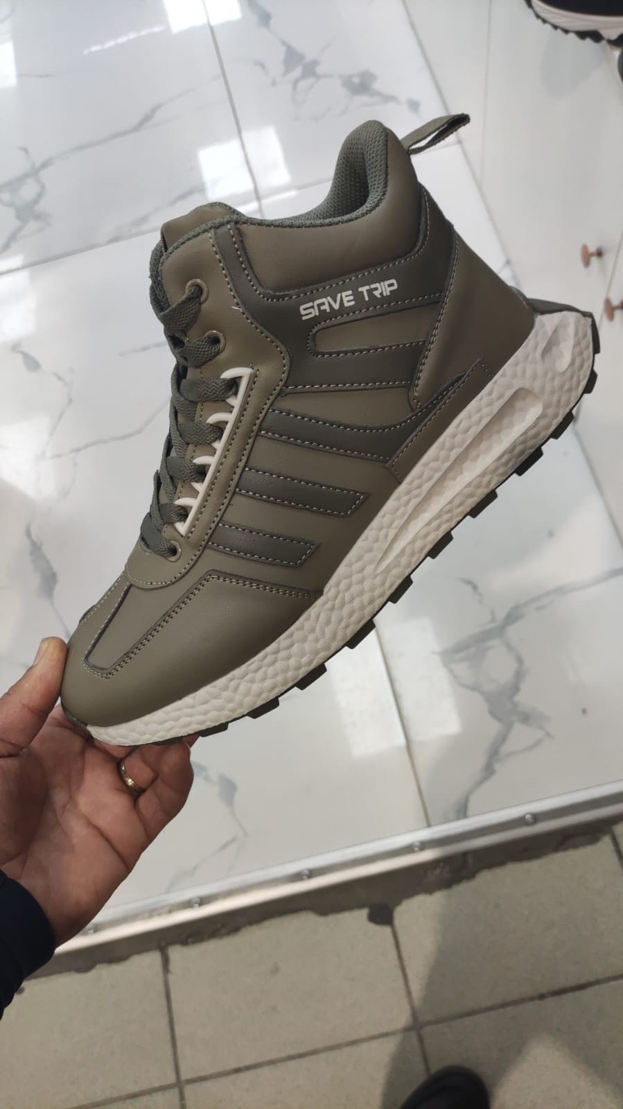 кроссовки adidas зимние,кроссовки мужские зимние adidas,,кроссовки мужские зимние адидас,кроссовки зимние мужские