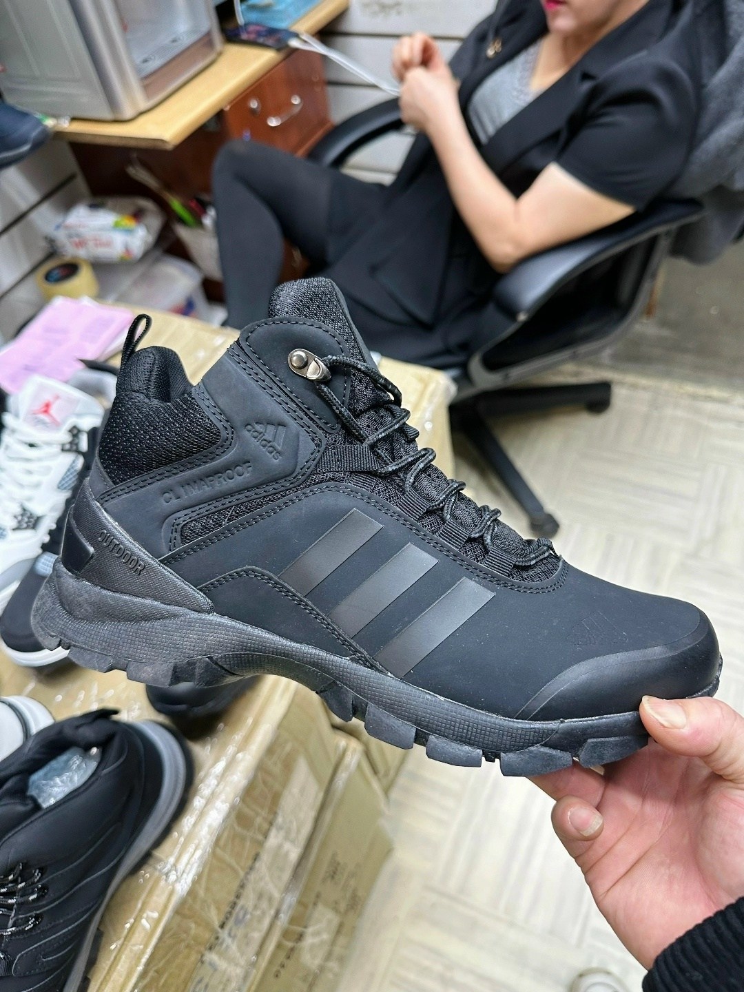 зимние ботинки adidas climaproof высокие,зимние мужские ботинки adidas climaproof black,adidas climaproof кроссовки зимние,мужские зимние кроссовки адидас,кроссовки мужские зимние(термо) adidas terrex
