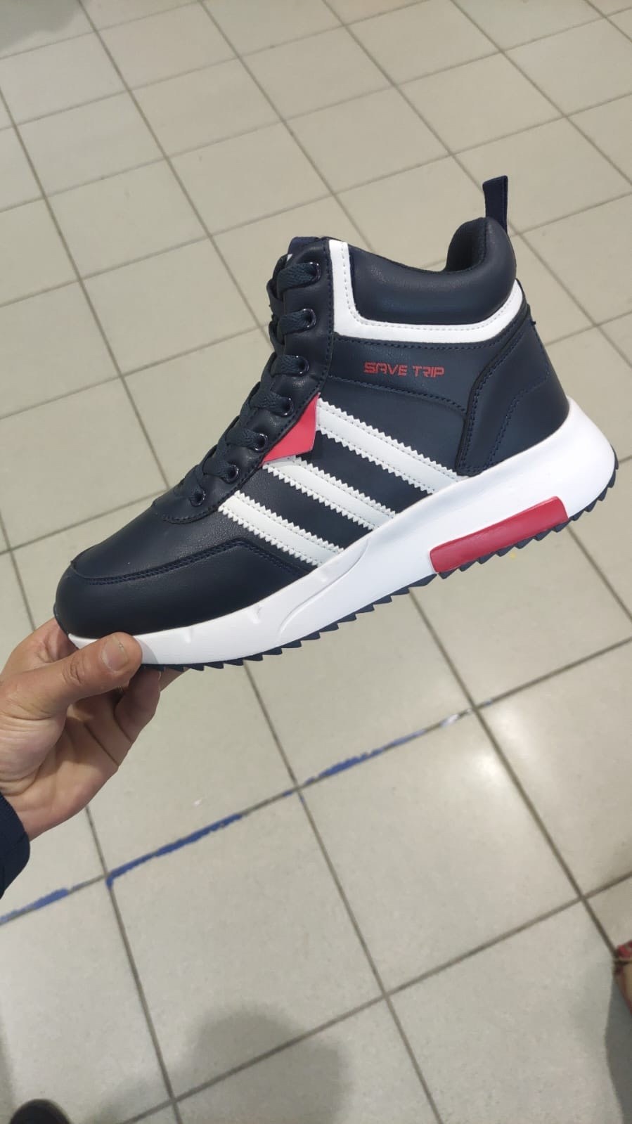 ,кроссовки зимние,кроссовки adidas зимние,кроссовки зимние мужские,кроссовки зимние с мехам