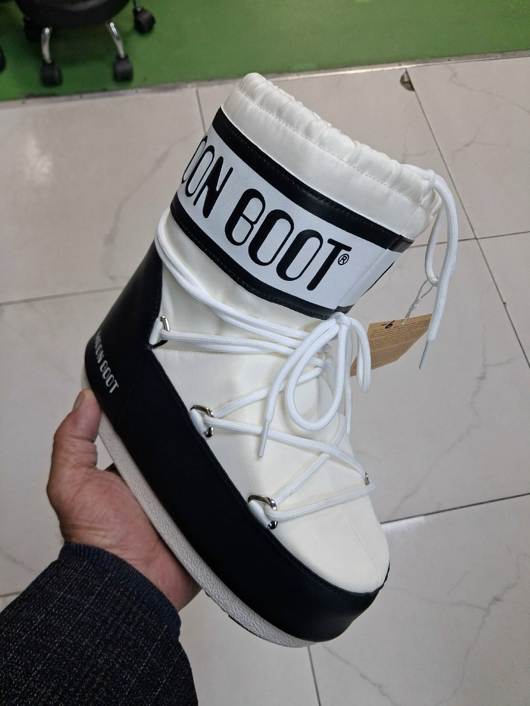 ботинки moon boot,зимние ботинки moon boot,,женские зимние ботинки moon boot,зимние сапоги moon boot