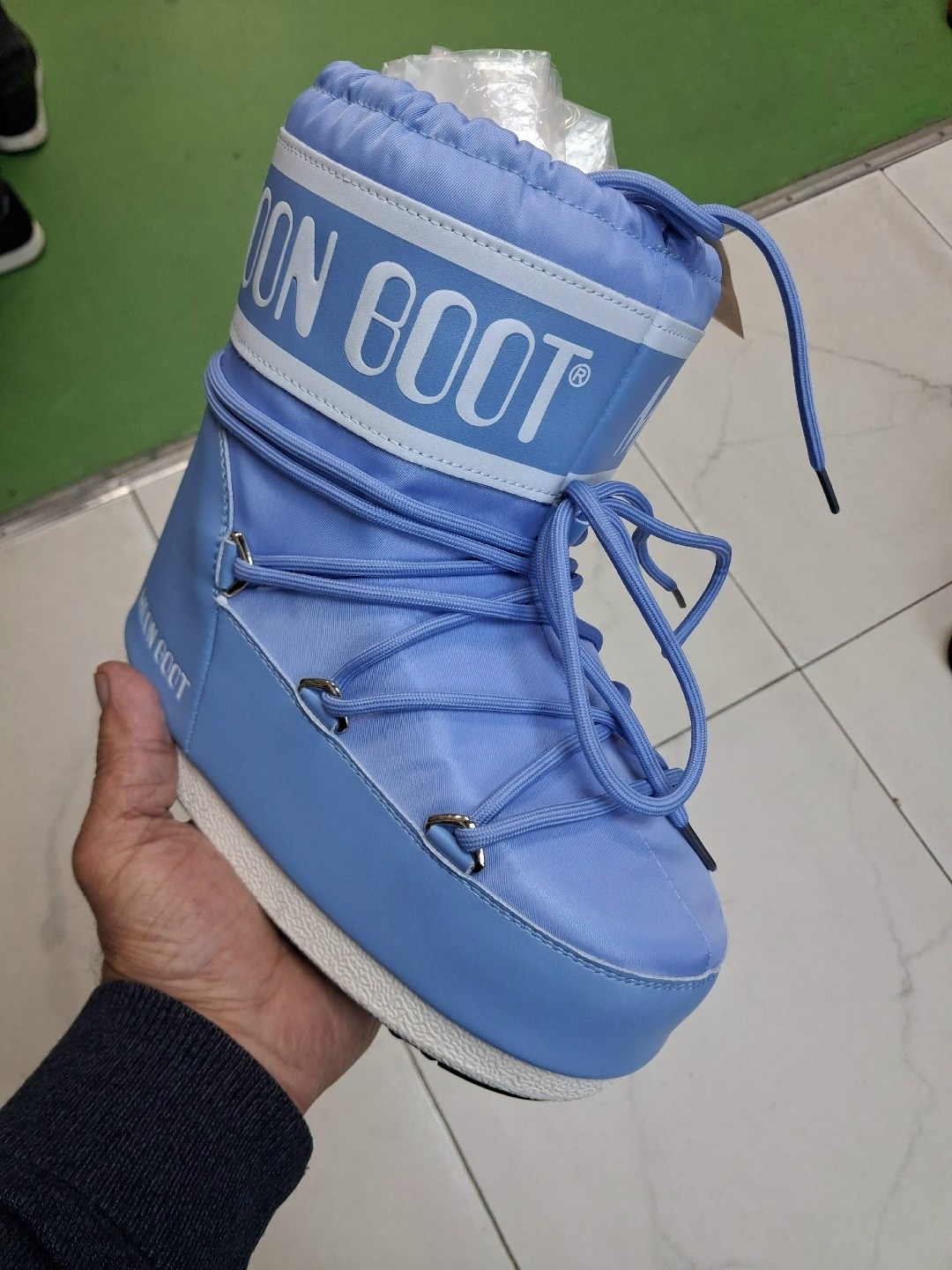 ботинки moon boot,зимние ботинки moon boot,,женские зимние ботинки moon boot,зимние сапоги moon boot