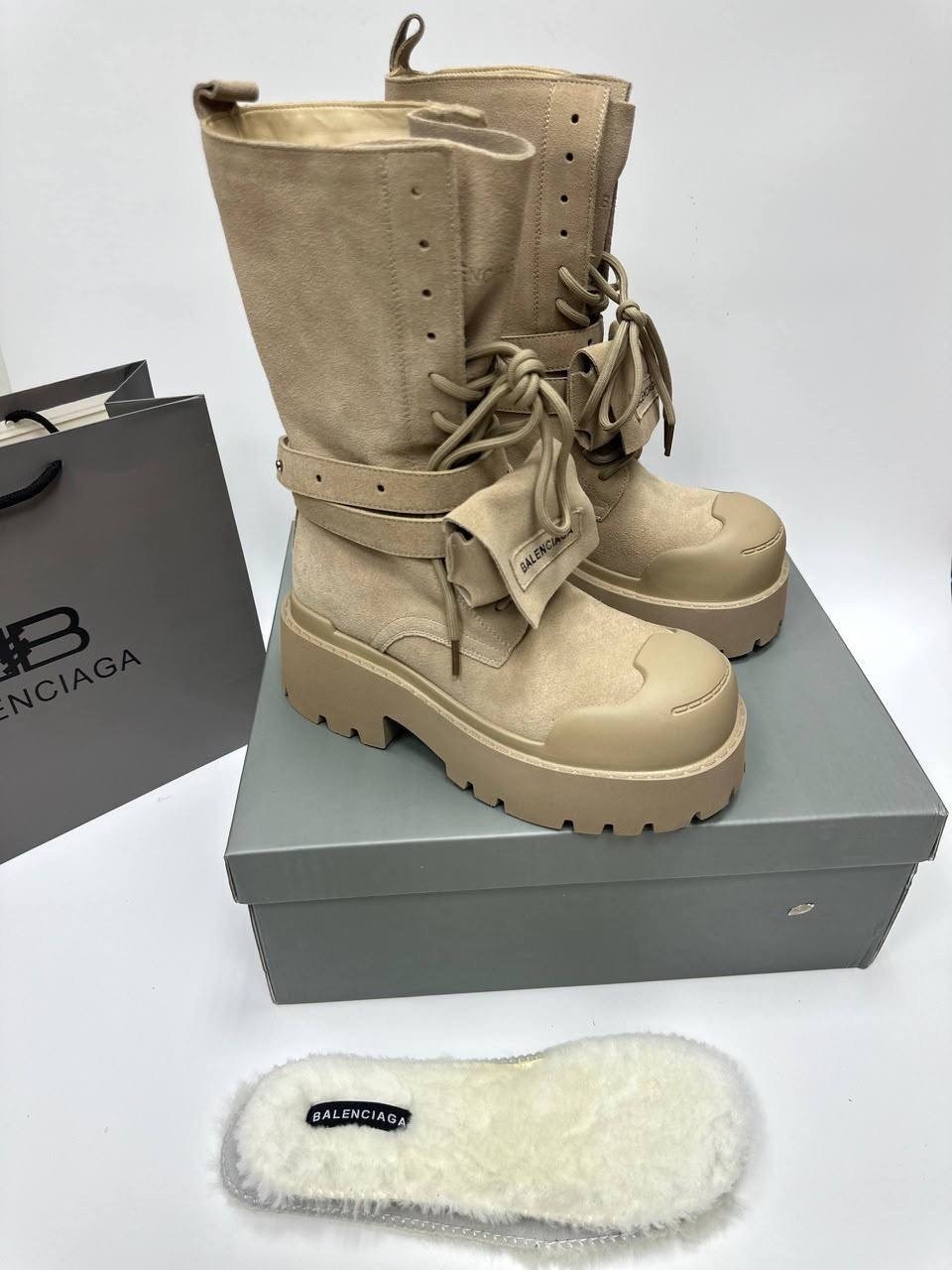 ботинки balenciaga,,ботинки осенние с натуральным мехом balenciaga,женская ,ботинки