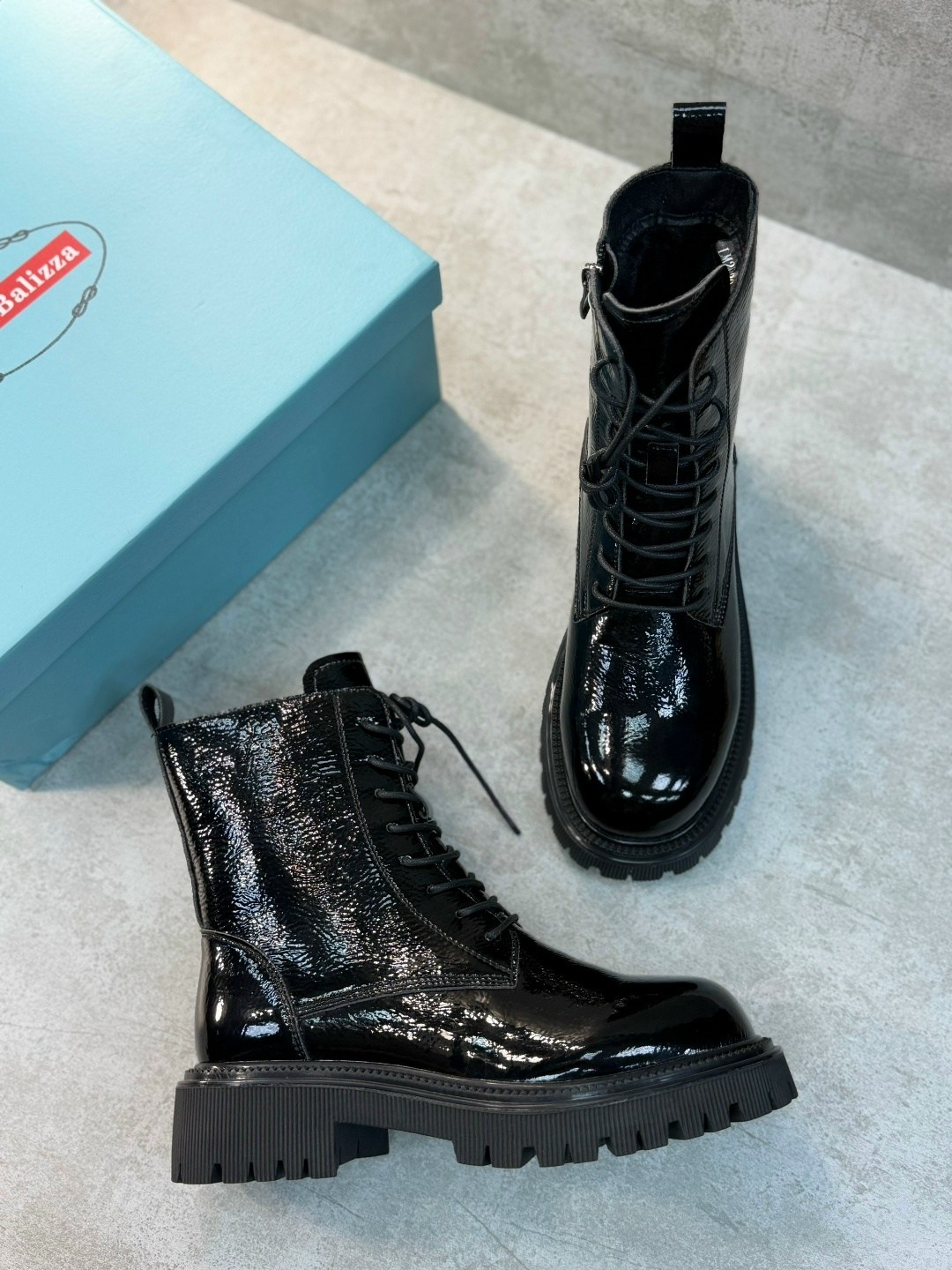 ботинки balenciaga лакированные черные,ботинки balenciaga,,ботинки женские,зимняя  баленсиага