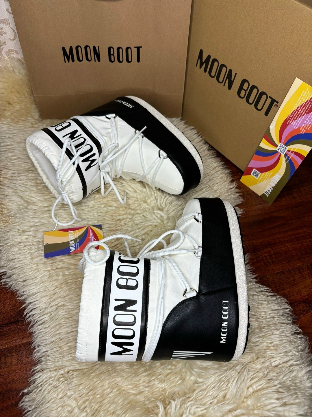 сноубутсы moon boot,детские зимние ботинки moon boot icon nylon белый,женские зимние ботинки moon boot,дутики moon boot,зимние ботинки moon boot