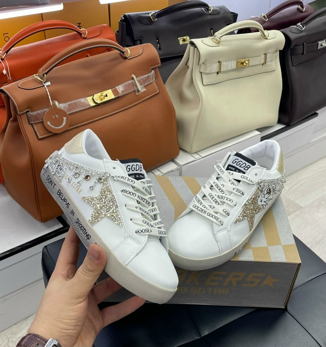 ,golden goose кроссовки,кеды golden goose,кроссовки модные,женские кроссовки