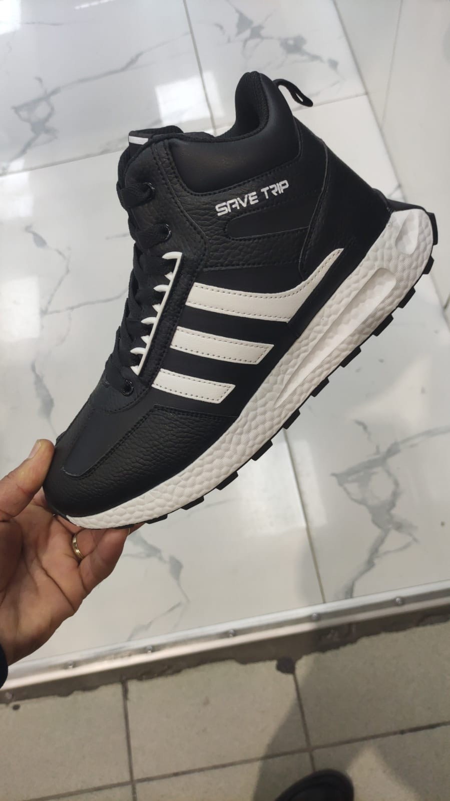 кроссовки adidas зимние,кроссовки мужские зимние adidas,,кроссовки мужские зимние адидас,кроссовки зимние мужские