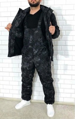 Костюм