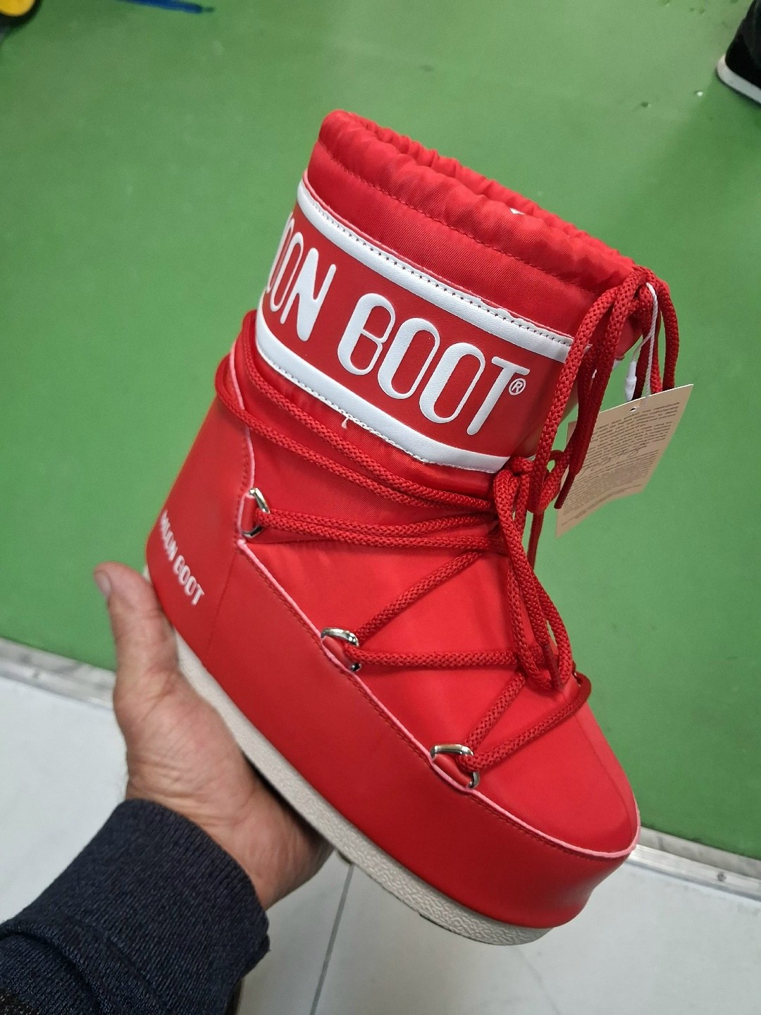 ботинки moon boot,зимние ботинки moon boot,,женские зимние ботинки moon boot,зимние сапоги moon boot