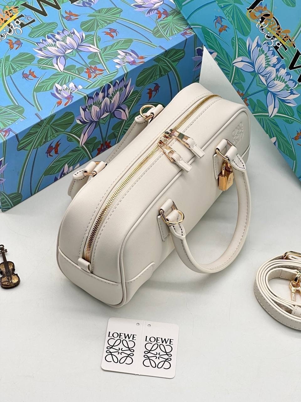 женская брендовая сумка,сумки женские брендовые,loewe сумка,сумка женская loewe,брендовые сумочки