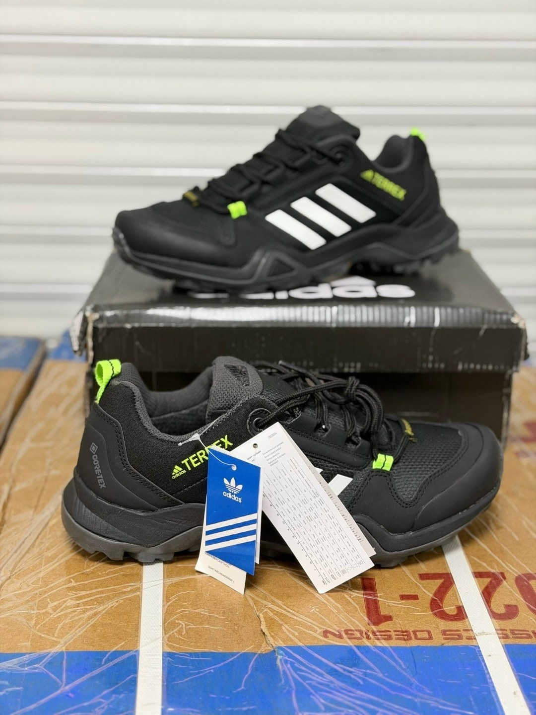 кроссовки adidas terrex,кроссовки мужские adidas terrex,adidas кроссовки для хайкинга terrex ax3 черный,кроссовки adidas,кроссовки adidas мужские