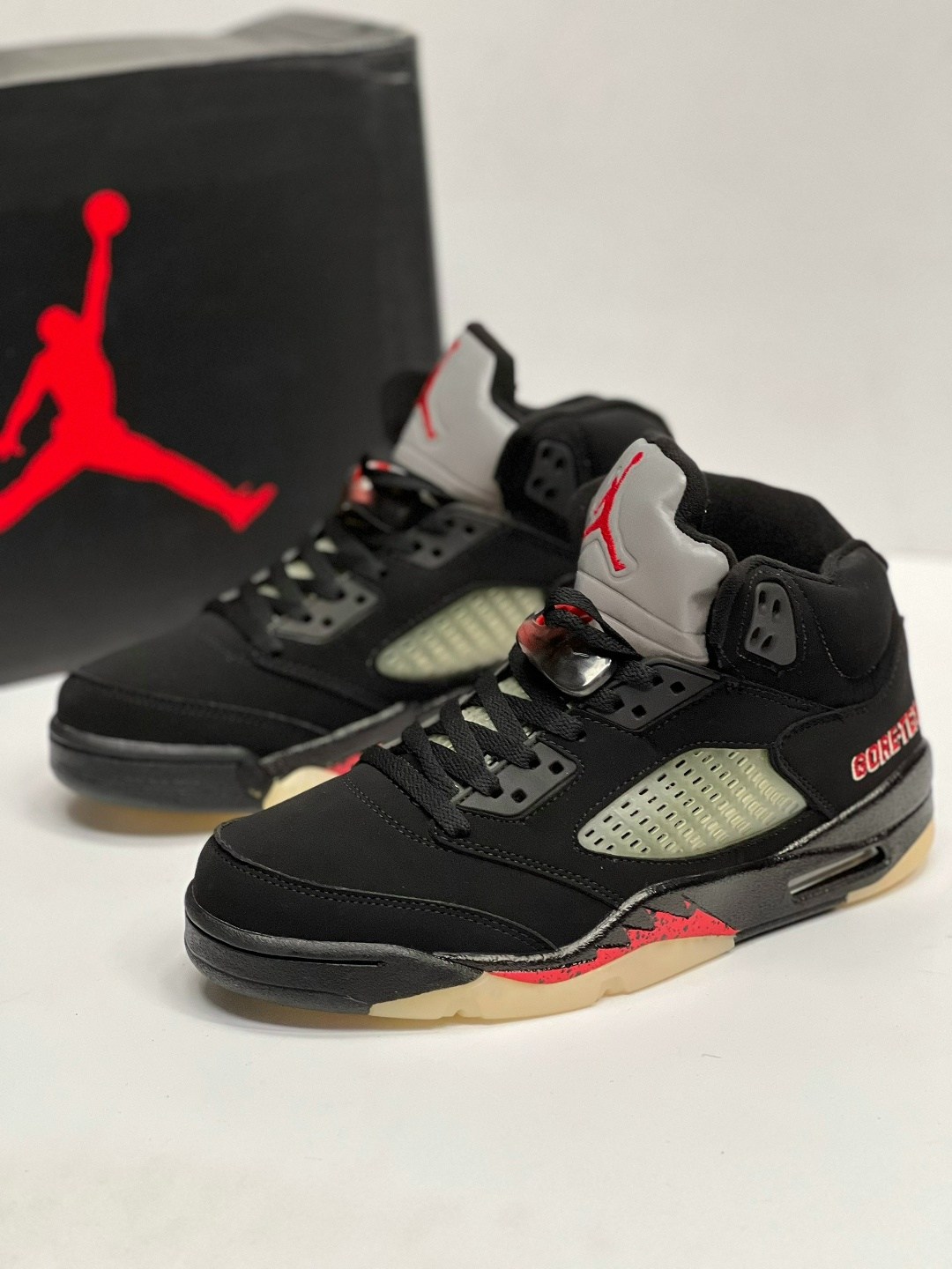 nike air jordan 5 gore tex,кроссовки nike air jordan 5 retro,кроссовки air jordan 5 retro metallic 2007 черный,кроссовки мужские nike air jordan,nike air jordan 5 retro