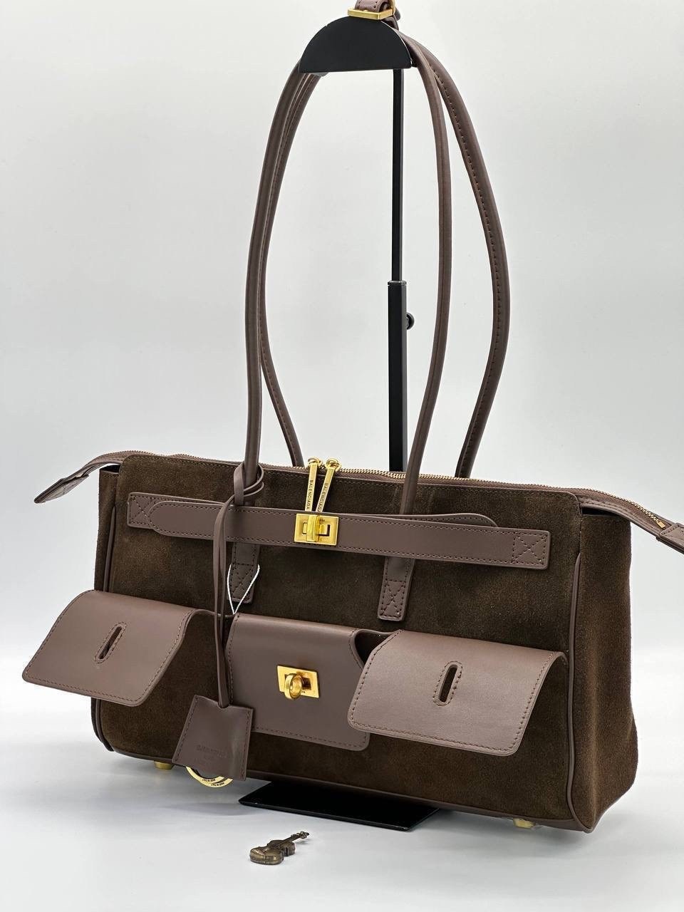 сумка balenciaga,женская замшевая сумка balenciaga коричневая с кожаными вставками,сумка из натуральной замши,сумка balenciaga bel air из замши,замшевая сумка