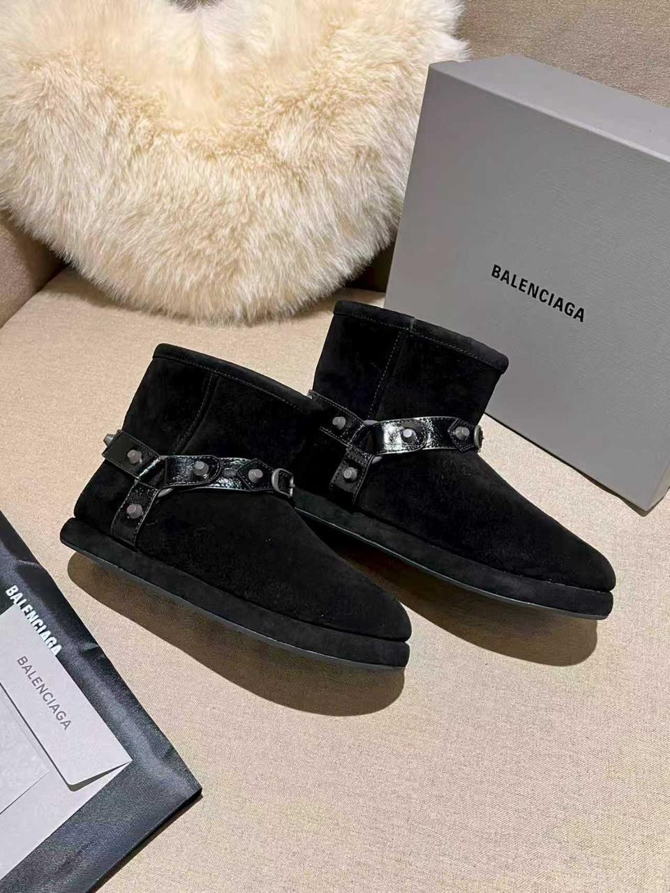 ботинки balenciaga,угги женские,женские ботинки с мехом,,женские кроссовки balenciaga