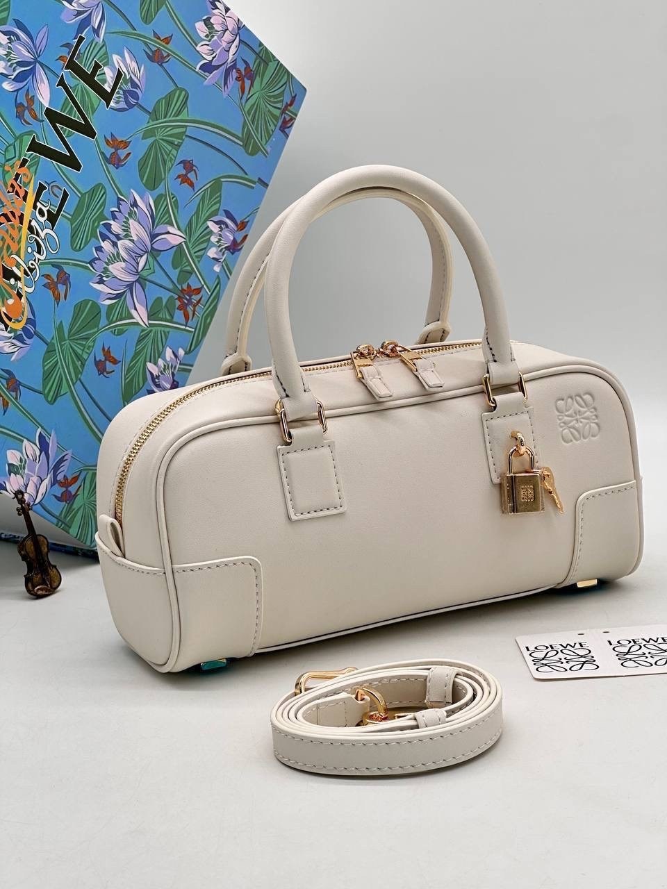 женская брендовая сумка,сумки женские брендовые,loewe сумка,сумка женская loewe,брендовые сумочки