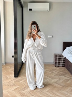 Костюм